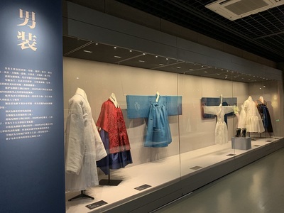 錦繡江南映韓風 韓國傳統(tǒng)服飾展杭州啟幕,匠心織就文化交融